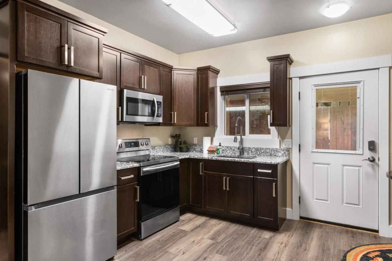 The Yellowstone Hideaway Unit C Apartment West Yellowstone