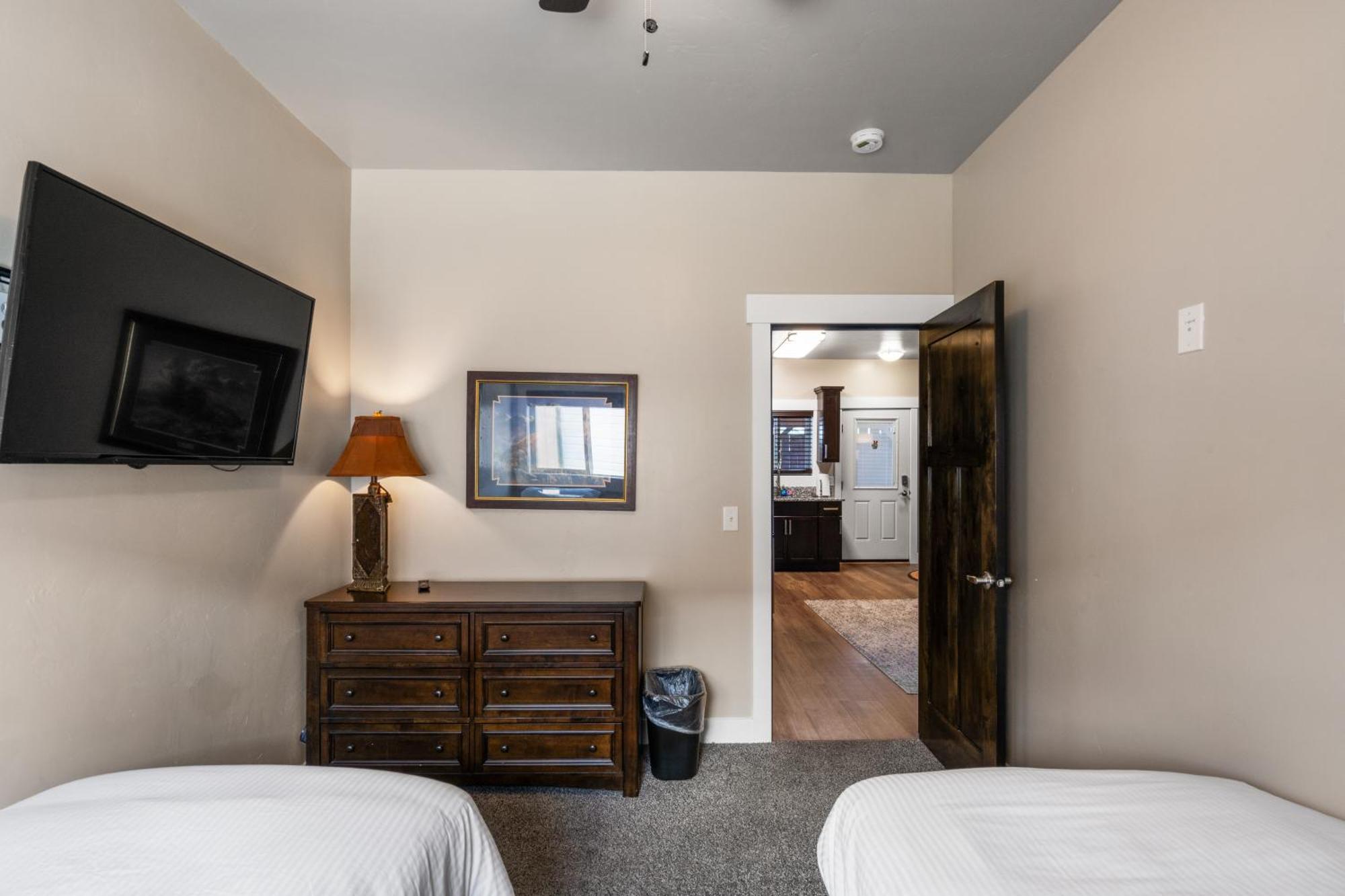 The Yellowstone Hideaway Unit C West Yellowstone
